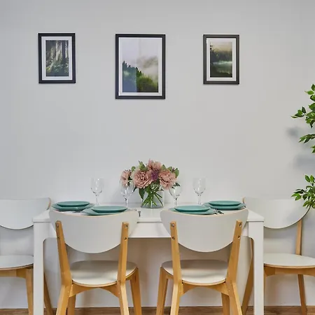 Sniadanie Do Lozka * פוביירובו